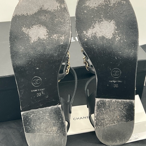 CHANEL 2023 interlocking CC logo gladiator open toe black sandals size 38 w/box - Picture 16 of 16